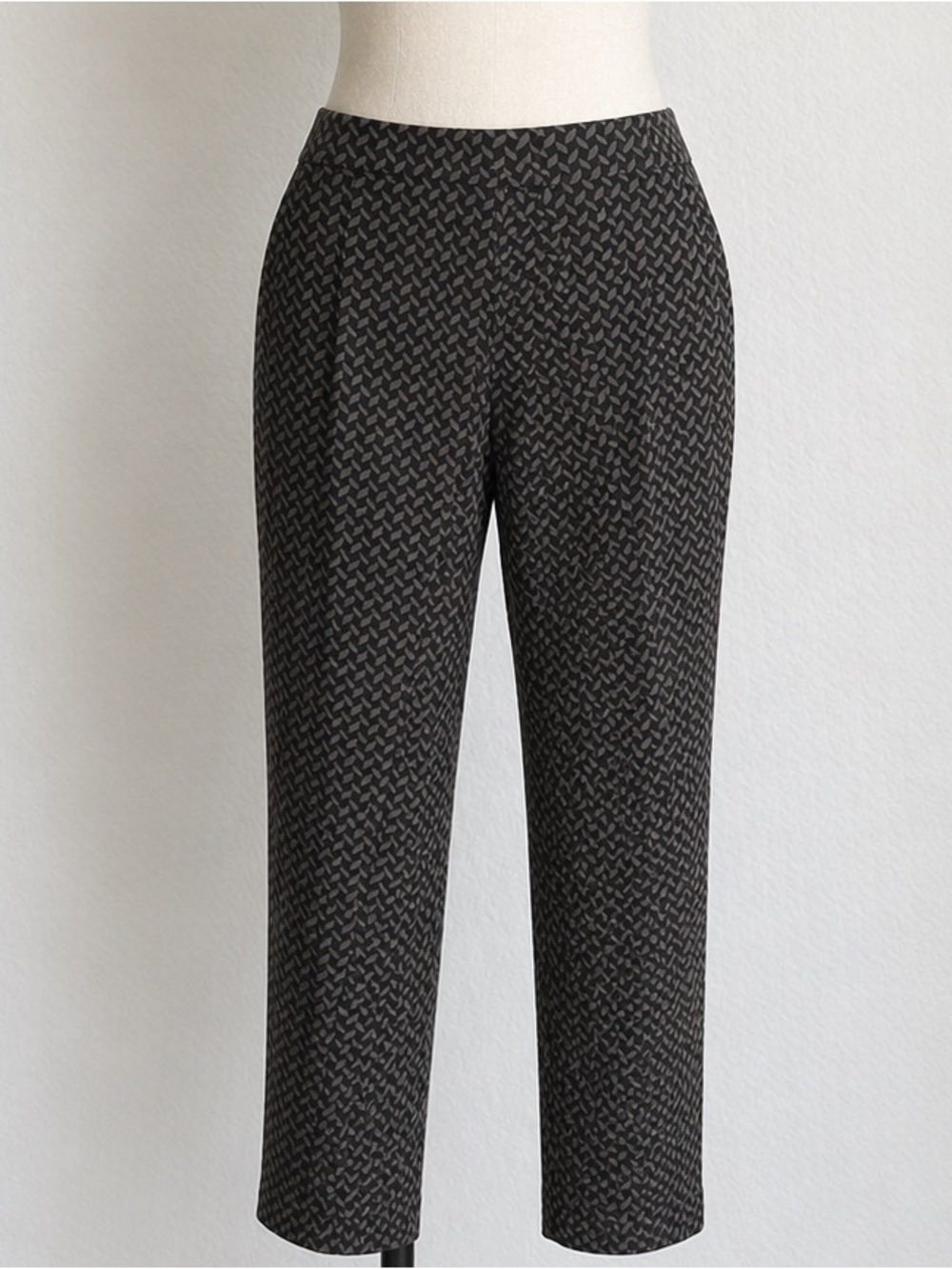 Zac & Rachel Tailored Black Patterned Cropped Pants Size 12